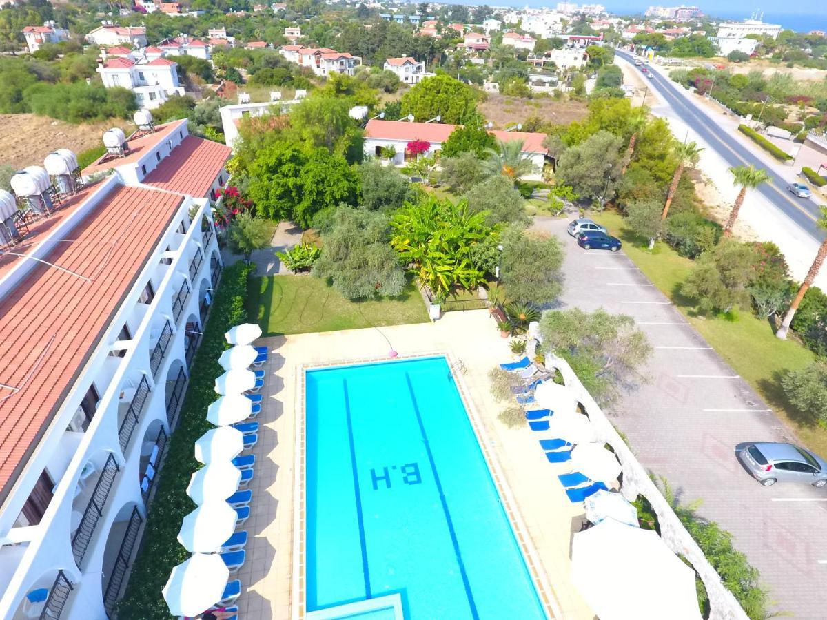 Bare Hill Holiday Apartments Krini Exteriör bild