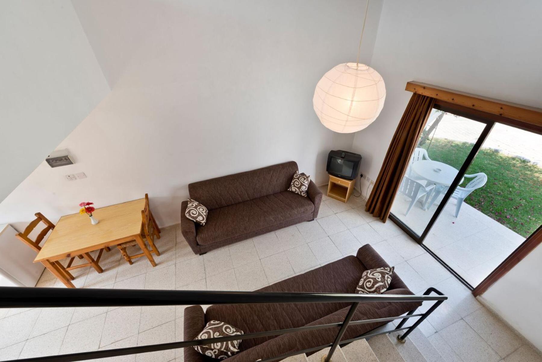 Bare Hill Holiday Apartments Krini Rum bild